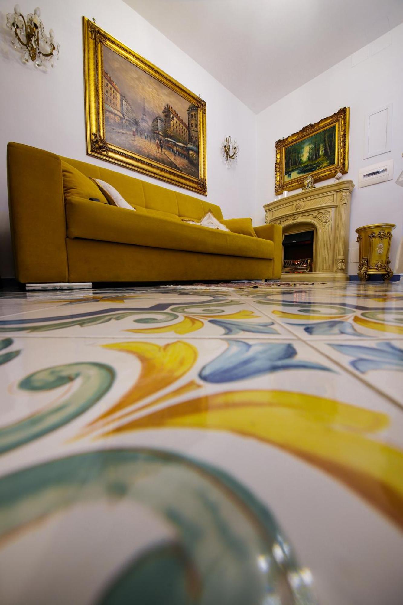 Giallo Napoletano Home Neapel Exterior foto