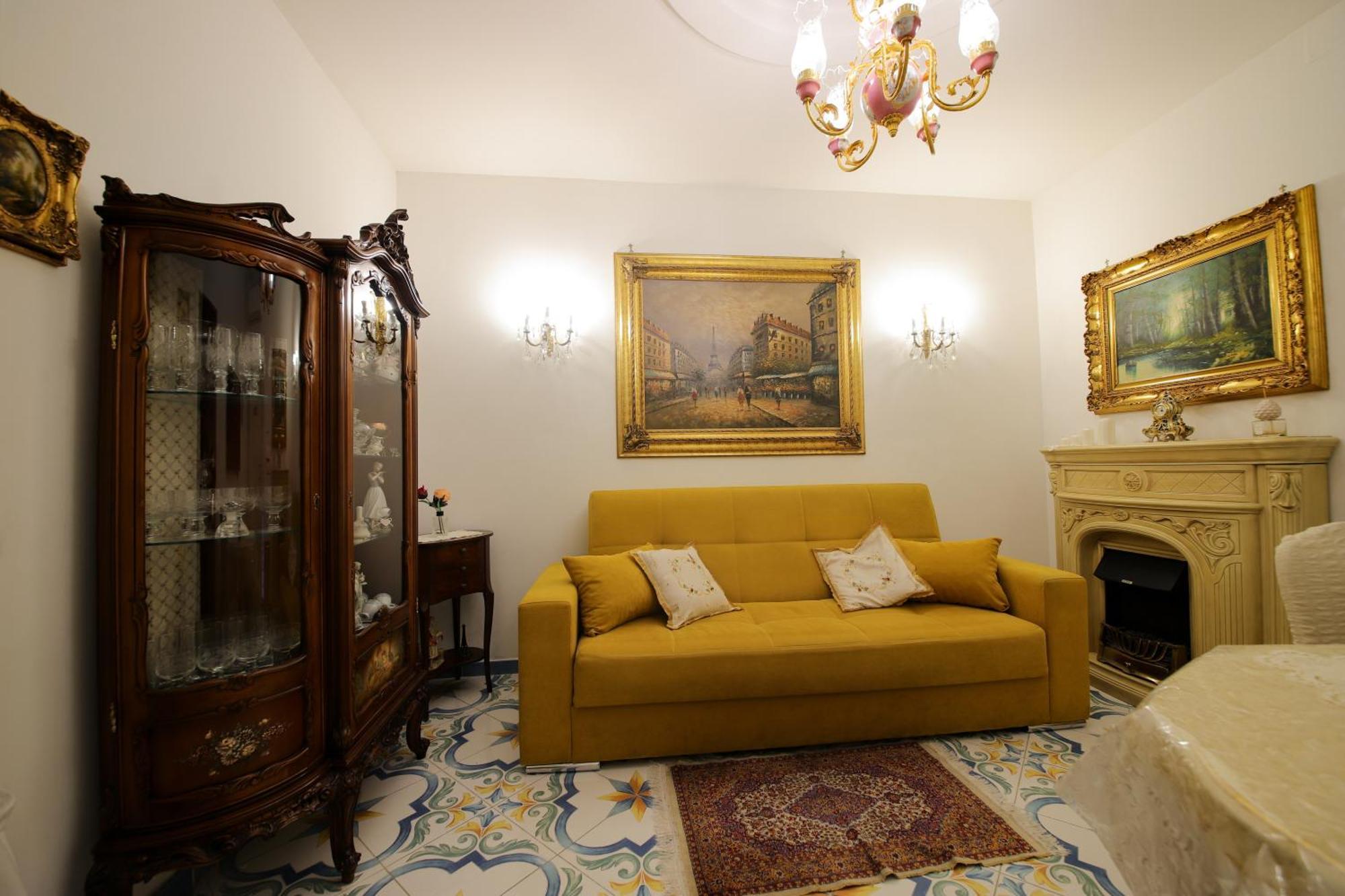 Giallo Napoletano Home Neapel Exterior foto
